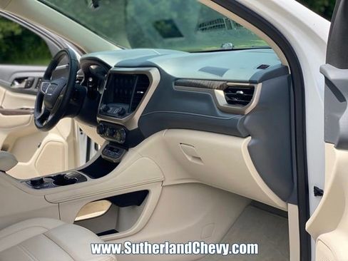 Used 2023 GMC Acadia Denali AWD/4WD image 19