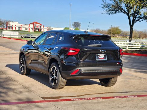 New 2026 Chevrolet Trax RS image 3