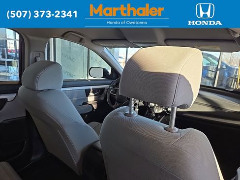 Used 2018 Honda CR-V LX image 18