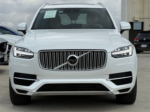 Used 2019 Volvo XC90 T8 Inscription w/ Luxury Package image 3