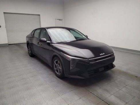 Used 2025 Kia K4 FWD image 13
