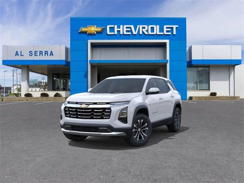 New 2026 Chevrolet Equinox LT w/ Convenience Package II image 8