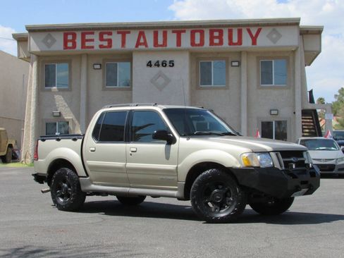 Used 2001 Ford Explorer Sport Trac 2WD image 2