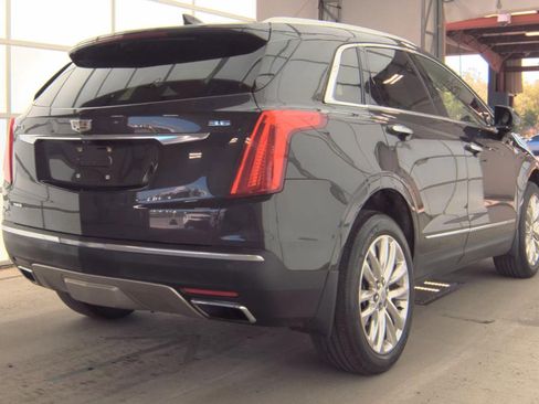 Used 2017 Cadillac XT5 Platinum AWD/4WD image 3
