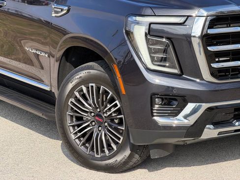 New 2026 GMC Yukon Elevation image 17