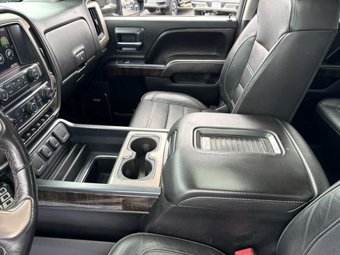 Used 2016 GMC Sierra 2500 Denali w/ Duramax Plus Package AWD/4WD image 20