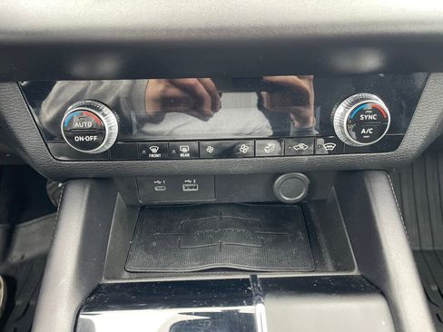 Used 2022 Mitsubishi Outlander ES AWD/4WD image 11
