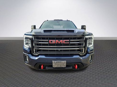 Used 2021 GMC Sierra 2500 AT4 w/ AT4 Premium Plus Package image 2
