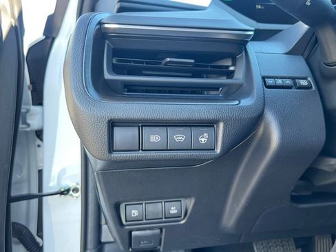 New 2026 Toyota Prius Plug-In Hybrid image 24