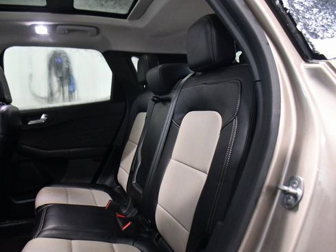 Used 2021 Ford Escape Titanium w/ Titanium Elite Package image 21