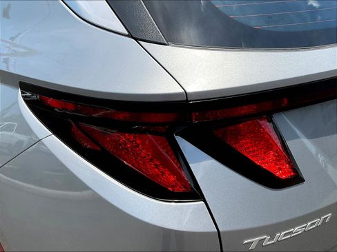 Used 2025 Hyundai Tucson SE FWD image 23