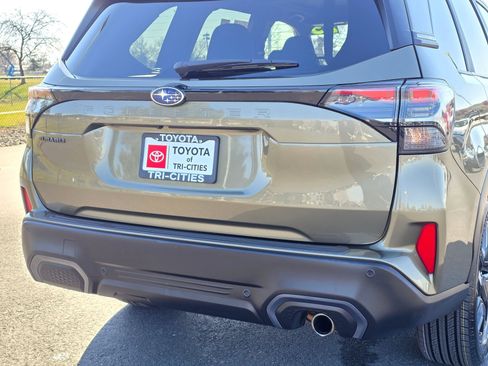 Used 2025 Subaru Forester Limited w/ Popular Package #1 image 13