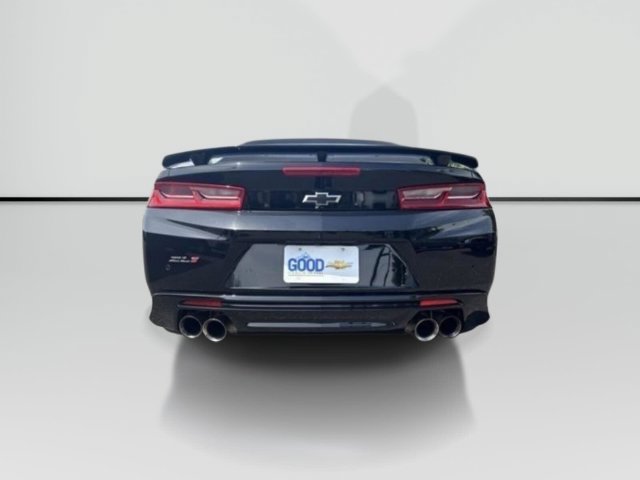 Used 2018 Chevrolet Camaro ZL1 RWD image 4