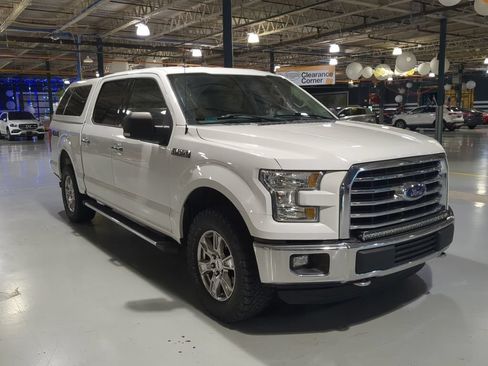 Used 2016 Ford F150 XLT w/ Equipment Group 301A Mid AWD/4WD image 3