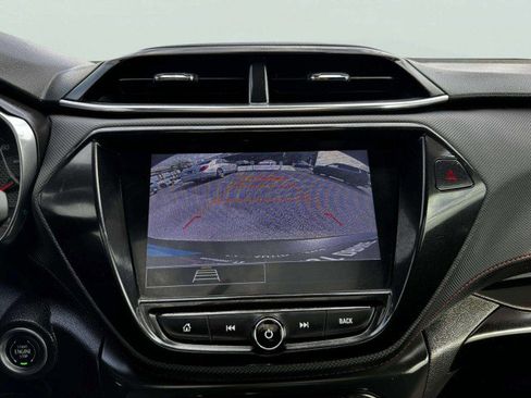 Used 2021 Chevrolet TrailBlazer RS w/ Sun and Liftgate Package image 28