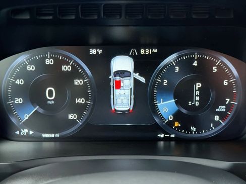 Used 2018 Volvo XC90 T6 Momentum w/ Convenience Package image 34