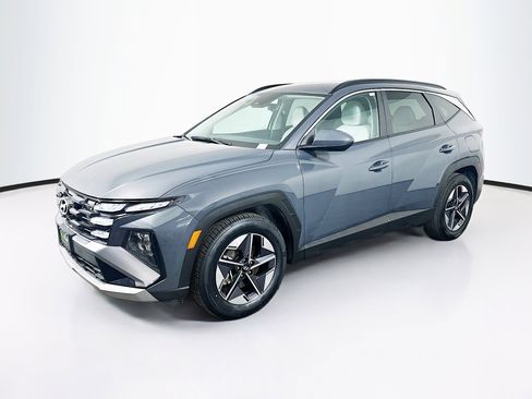 Used 2025 Hyundai Tucson SEL FWD image 3
