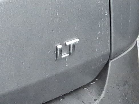 Certified 2023 Chevrolet Traverse LT image 34