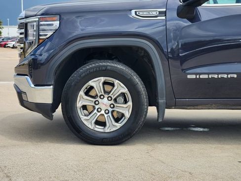 Used 2025 GMC Sierra 1500 SLT RWD image 8