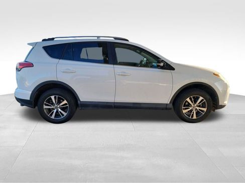 Used 2018 Toyota RAV4 XLE w/ Plus Extra Value Package image 9