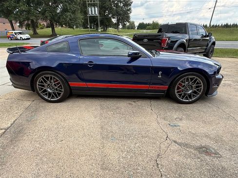 Used 2011 Ford Mustang Shelby GT500 w/ SVT Performance Pkg RWD image 6