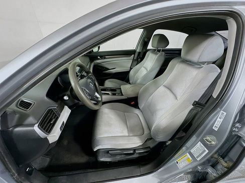 Certified 2018 Honda Accord LX image 20