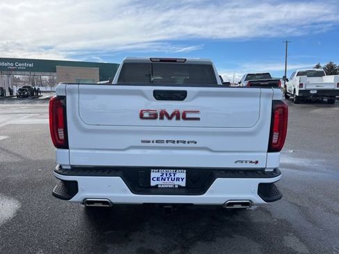 Used 2024 GMC Sierra 1500 AT4 image 15