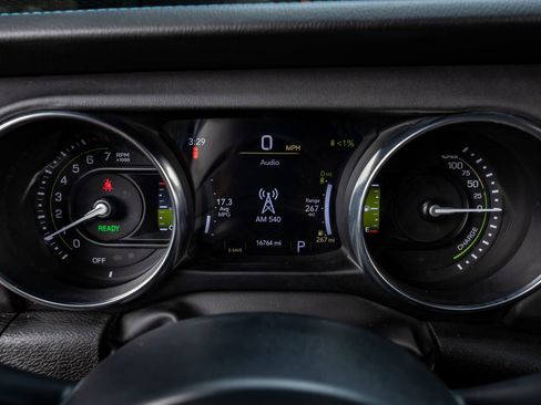 Used 2023 Jeep Wrangler Unlimited Rubicon 4xe w/ Steel Bumper Group image 16