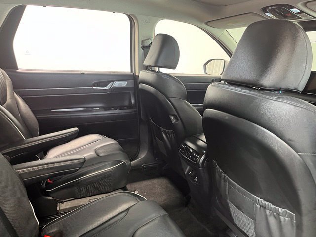 Used 2025 Hyundai Palisade Limited FWD image 14