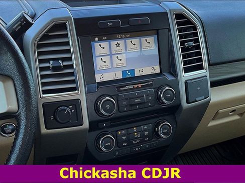 Used 2016 Ford F150 Lariat image 9