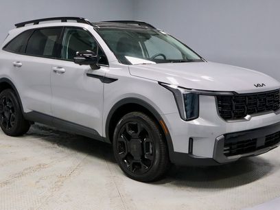 Used 2025 Kia Sorento SX
