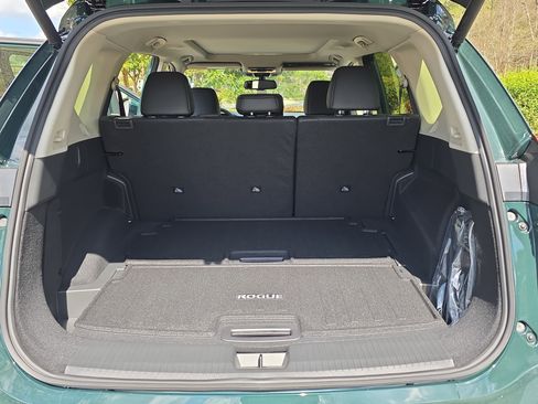New 2026 Nissan Rogue Platinum AWD/4WD image 12