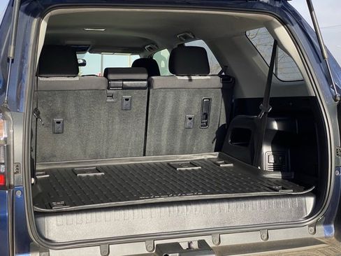 Used 2016 Toyota 4Runner SR5 image 25