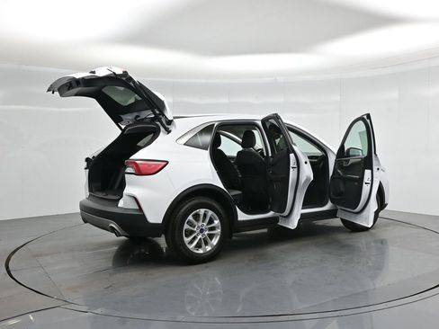 Certified 2022 Ford Escape SE w/ Convenience Package image 6