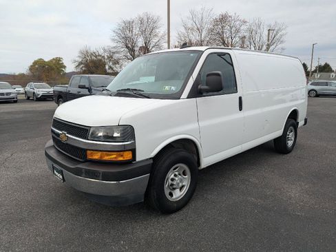 Certified 2024 Chevrolet Express 2500 w/ Driver Convenience Package image 4
