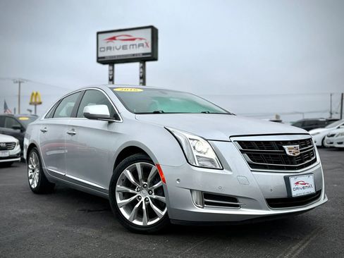 Used 2016 Cadillac XTS Luxury FWD image 2