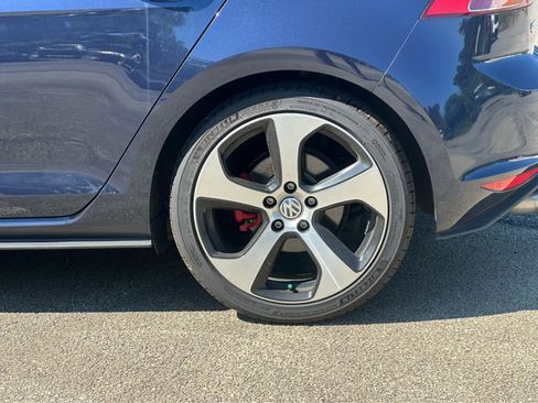 Used 2017 Volkswagen GTI S FWD image 25