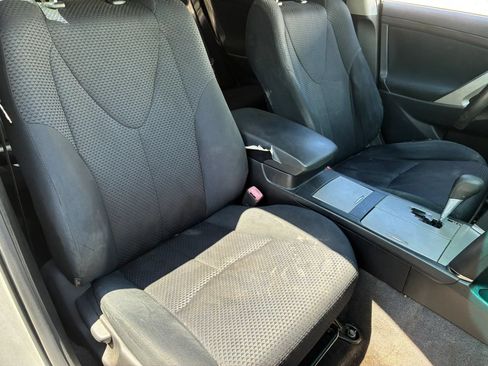 Used 2011 Toyota Camry SE w/ SE Extra-Value Pkg #1 FWD image 25
