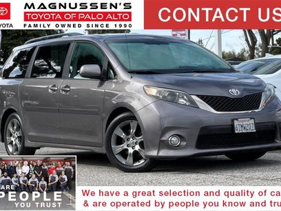 Used 2011 Toyota Sienna SE w/ Preferred Pkg