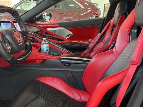 Used 2021 Chevrolet Corvette Stingray w/ Chrome Exterior Badge Package image 11