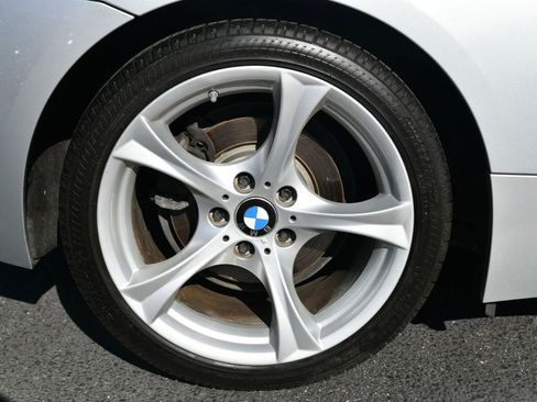 Used 2011 BMW Z4 sDrive30i w/ Premium Pkg image 12