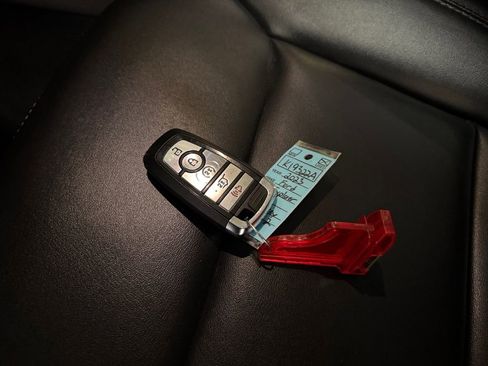 Used 2023 Ford Explorer XLT w/ Equipment Group 202A image 32