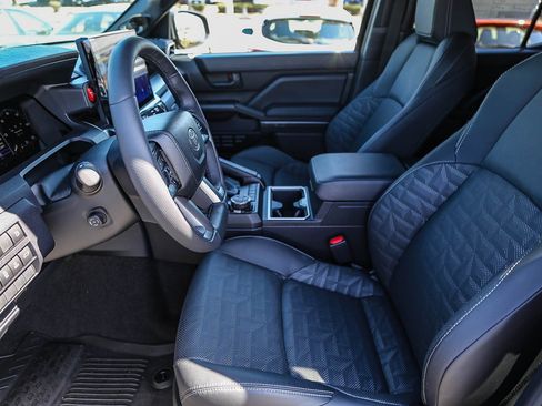 New 2025 Toyota 4Runner TRD Off-Road Premium image 20