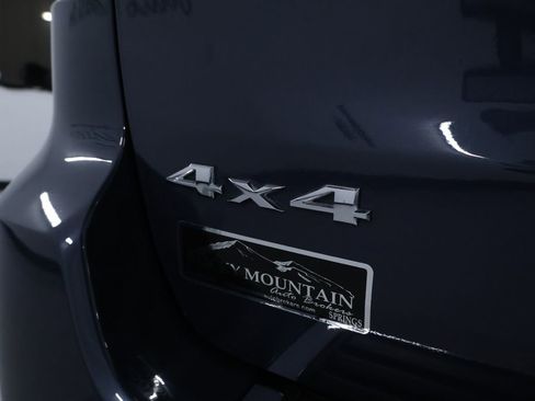 Used 2020 Jeep Grand Cherokee Limited image 12