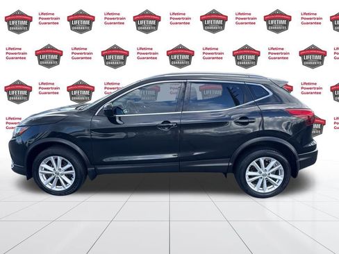 Used 2018 Nissan Rogue Sport SV w/ SV All-Weather Package image 8