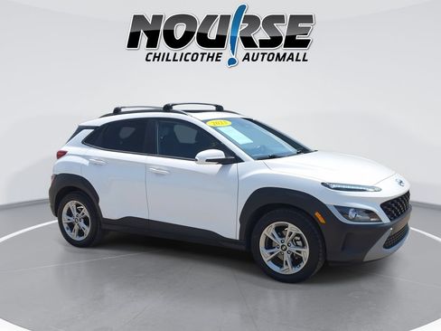Used 2023 Hyundai Kona SEL w/ Convenience Package FWD image 2