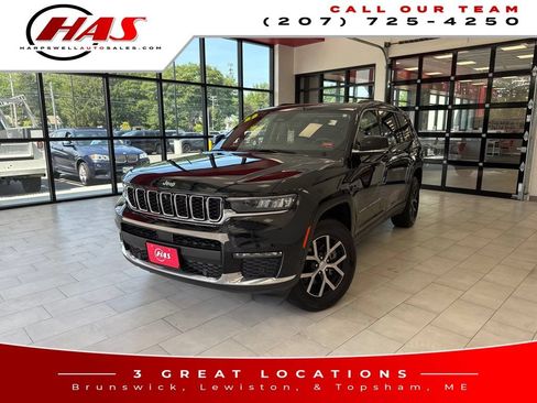 Used 2023 Jeep Grand Cherokee L Limited w/ Luxury Tech Group II AWD/4WD image 2