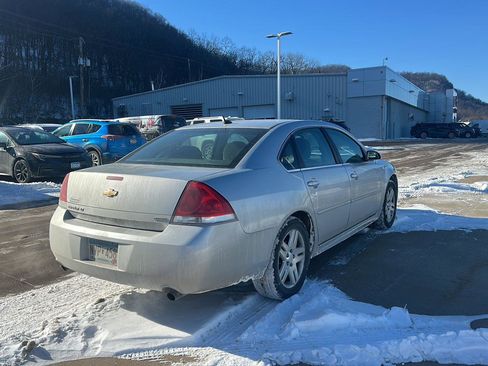 Used 2015 Chevrolet Impala LT image 5