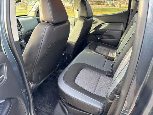 Used 2020 Chevrolet Colorado Z71 AWD/4WD image 10