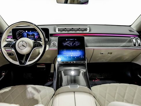 Used 2025 Mercedes-Benz S 580 4MATIC Sedan image 14